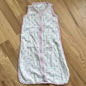 aden + anais lightweight muslin sleep sack size medium (6-12 months, 15- 24 lbs)